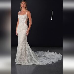 Martina Liana Lace Wedding Dress